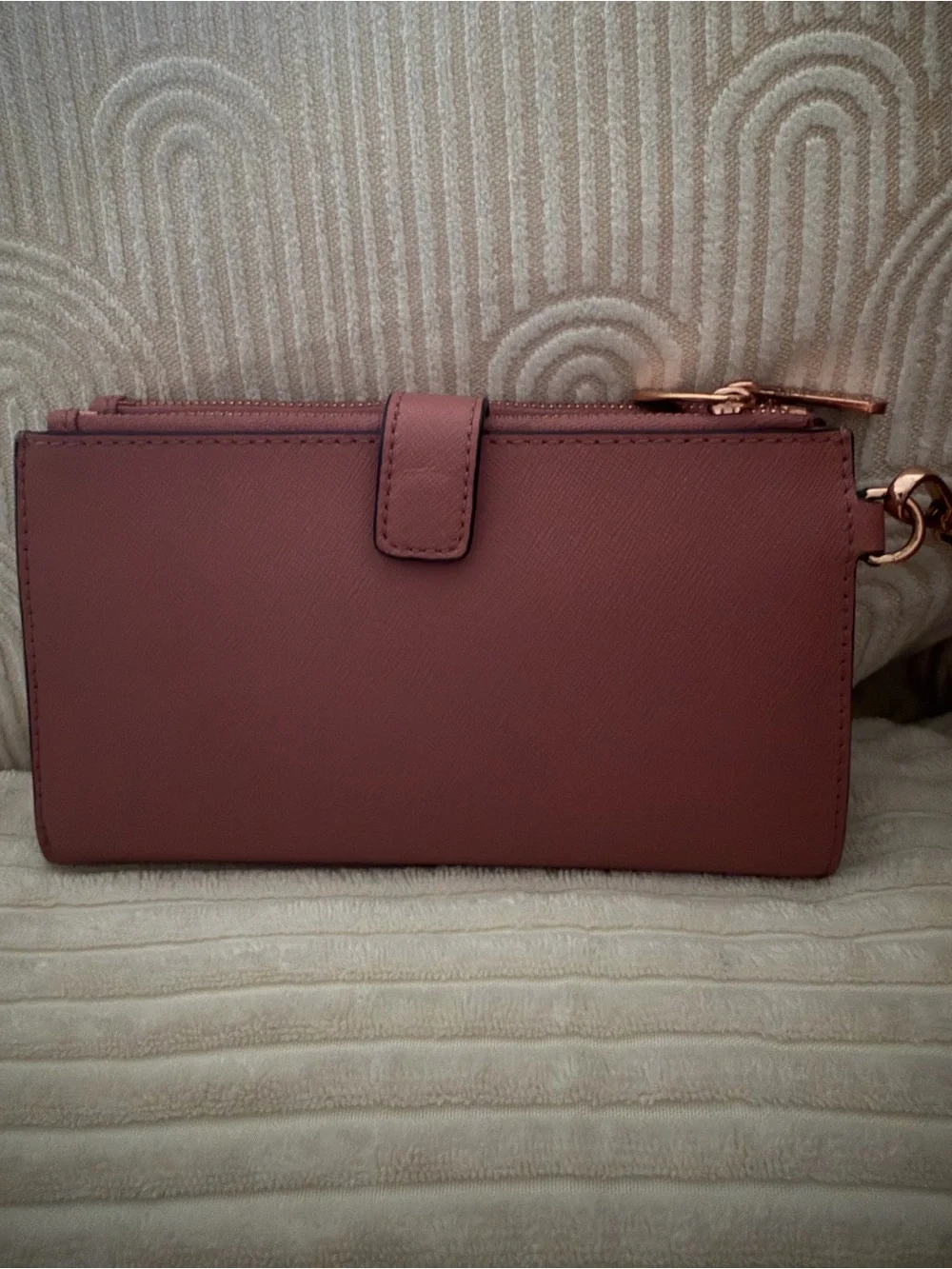Michael Kors Dusty Rose Saffiano Leather Wristlet Wallet • Rose Gold Hardware